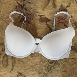 Victoria's Secret T-Shirt Demi Bra